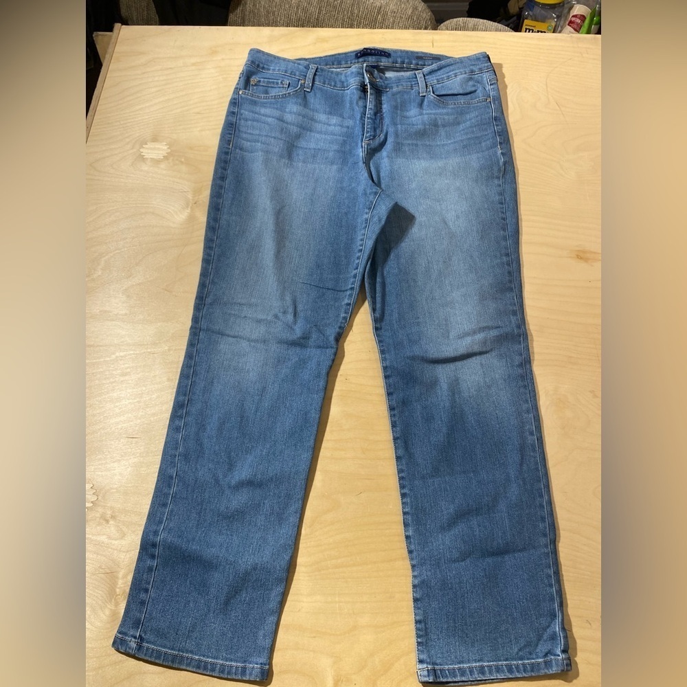 Bandolino Classic Blue Denim Jeans Mandie 18W (B)